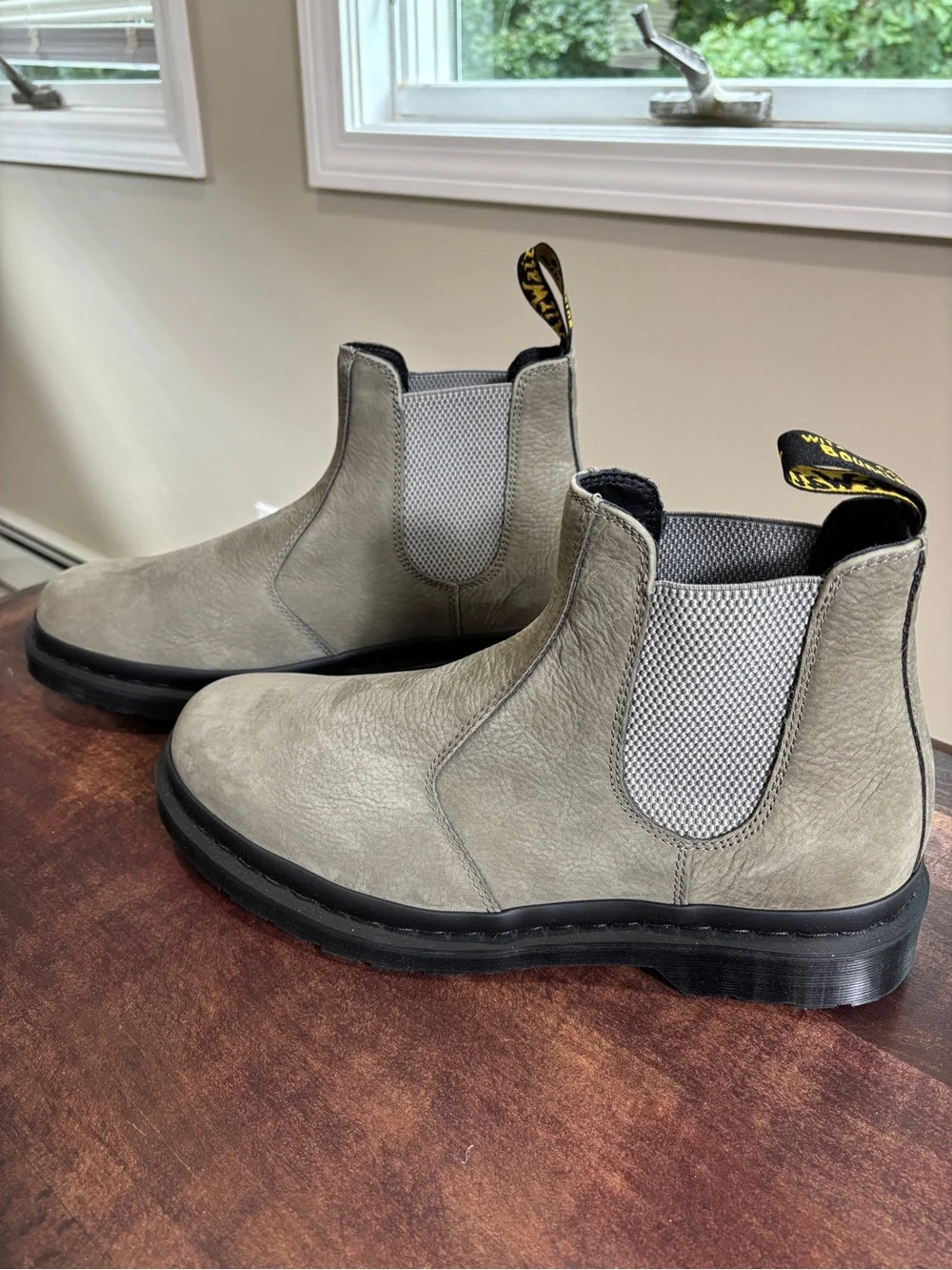 Dr. Martens 2976 Milled Nubuck Chelsea Boots